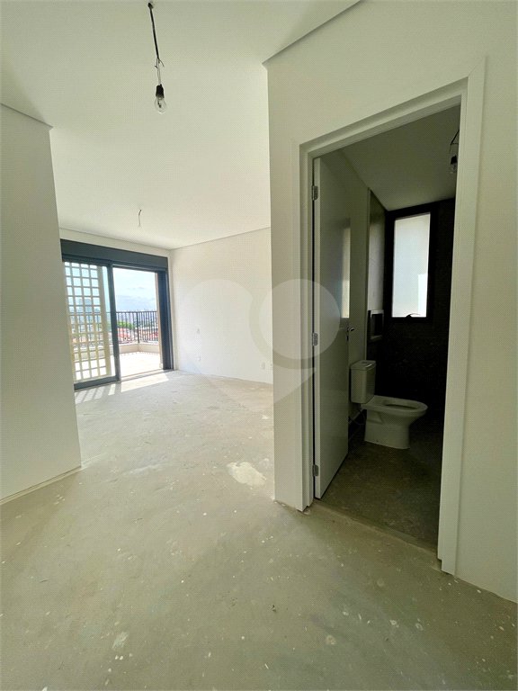 Apartamento à venda com 3 suítes em Jardim Vila Mariana, São Paulo, SP