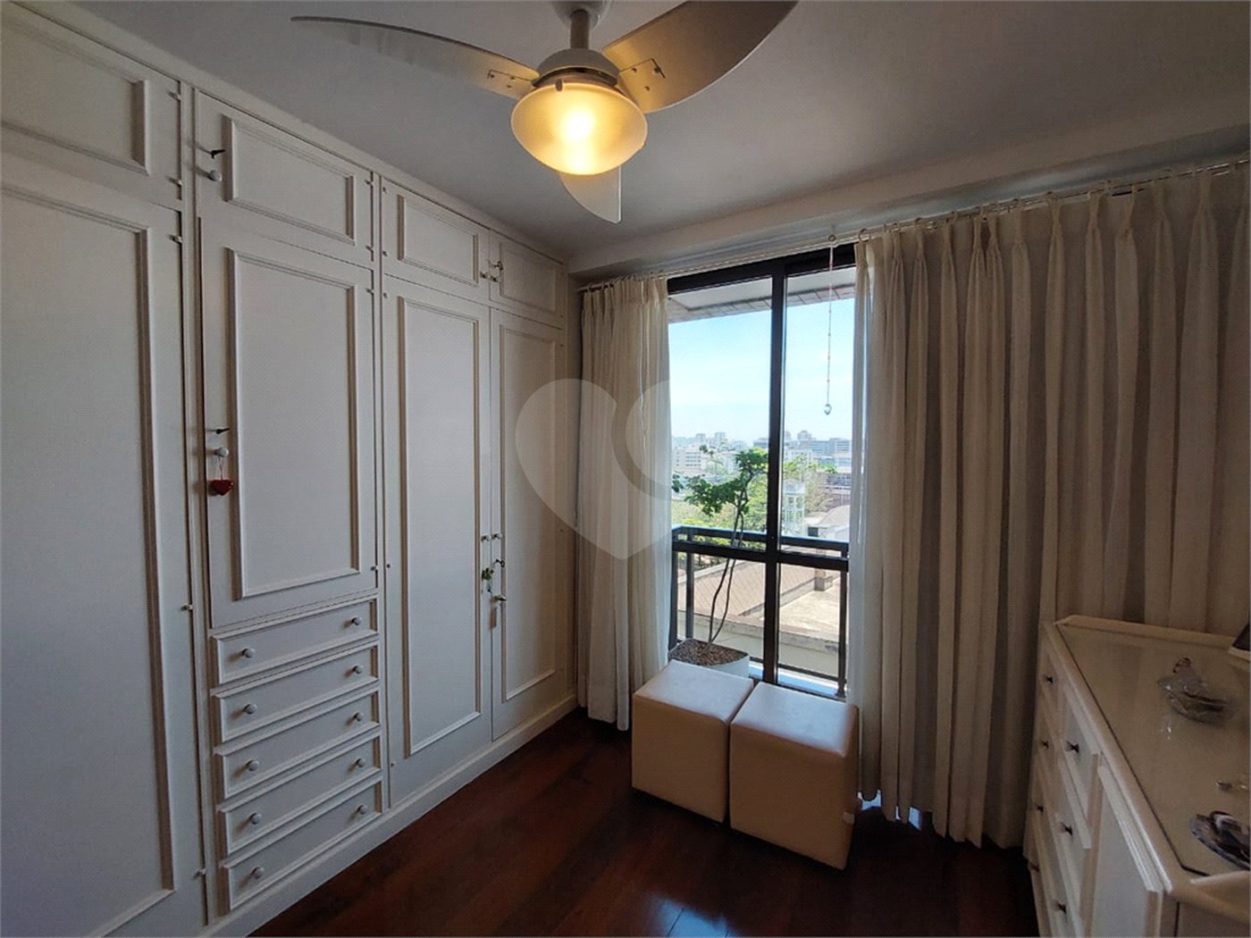 Cobertura à venda com 4 quartos, sendo 1 suíte, em Tijuca, Rio de Janeiro, RJ