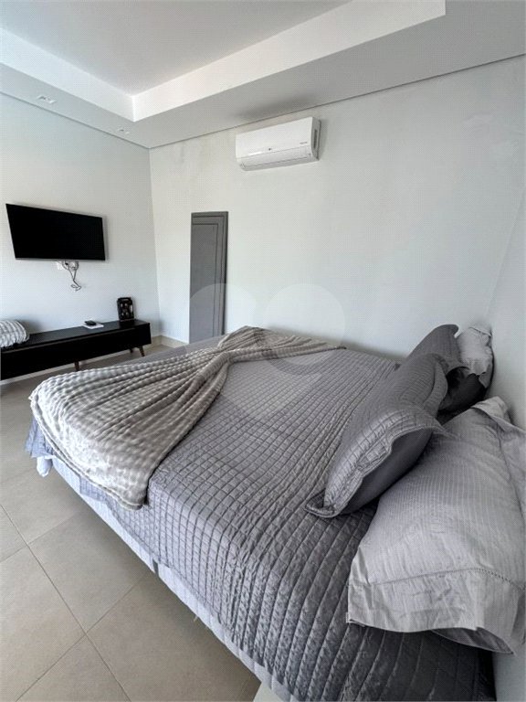 Casa à venda com 4 suítes no condomínio Fazenda Palmeiras Imperiais, Salto - SP