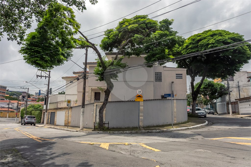 Sobrado à venda com 3 quartos, sendo 1 suíte,  em Parque Jabaquara, São Paulo, SP