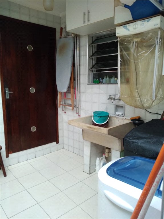 Sobrado à venda com 4 quartos em Parque Edu Chaves, São Paulo, SP