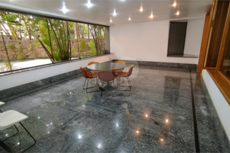 Duplex para alugar com 3 suítes em Real Parque, São Paulo, SP