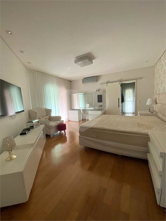 Casa à venda com 3 suítes no condomínio Parque Itatiaia, Mairiporã - SP