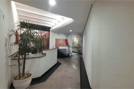 **SALA COMERCIAL DE 80 M² NO BAETA NEVES | EXCELENTE CUSTO-BENEFÍCIO E LOCALIZAÇÃO ESTRATÉGICA**