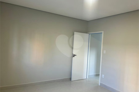 Casa à venda com 3 quartos em Vila Lucy, Sorocaba, SP