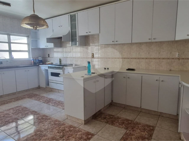 Sobrado à venda com 3 quartos, sendo 1 suíte,  em Horto Florestal, São Paulo, SP