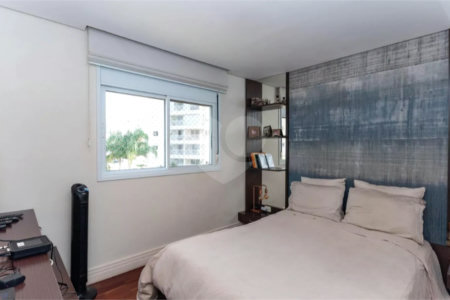 Apartamento para alugar com 3 quartos, sendo 1 suíte, em Água Branca, São Paulo, SP