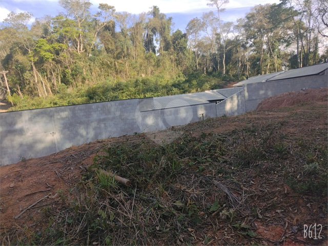 Terreno à venda no condomínio Associação Mirante da Mantiqueira, Mairiporã - SP