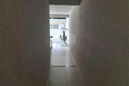 Sobrado a venda Ipiranga/SP 180m² com 3 Quartos suítes 5 banheiros 4 vagas área de serviços e Churrasqueira.