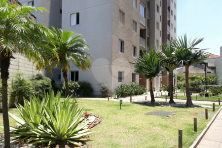 Ótimo apartamento Na rua Newton Prado no Bom Retiro