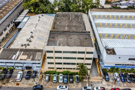 Galpão Industrial Comercial à Venda em Diadema/SP 2.940m² de Área Construída!