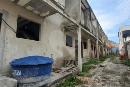 Casa à venda com 2 quartos em Campo Grande, Rio de Janeiro, RJ