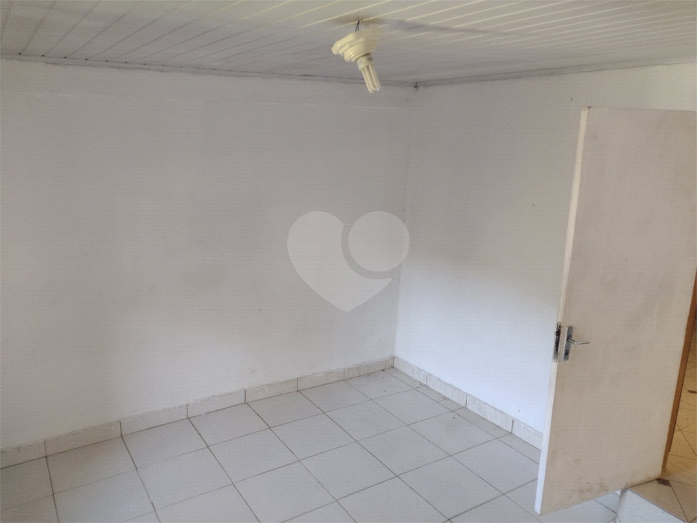 Casa à venda com 2 quartos em Vila Cintra, Mogi das Cruzes, SP