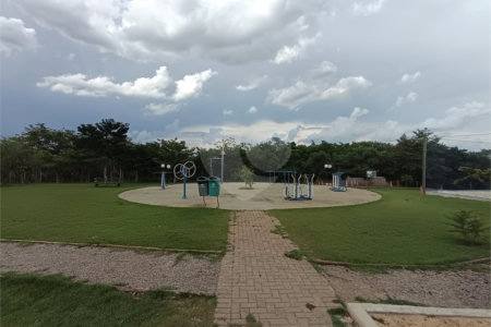 Terreno à venda no condomínio Jardim, Sorocaba - SP