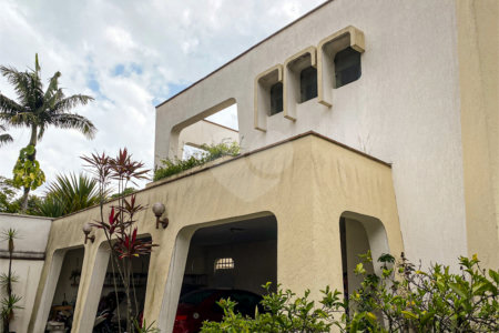 Casa à venda com 5 quartos, sendo 3 suítes, em Brooklin, São Paulo, SP