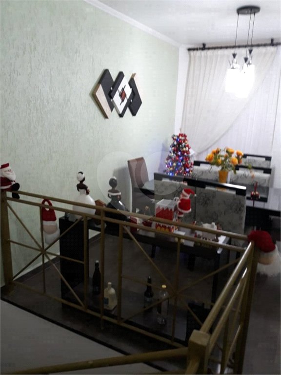 Casa à venda com 3 quartos, sendo 1 suíte, em Vila Suissa, Mogi das Cruzes, SP