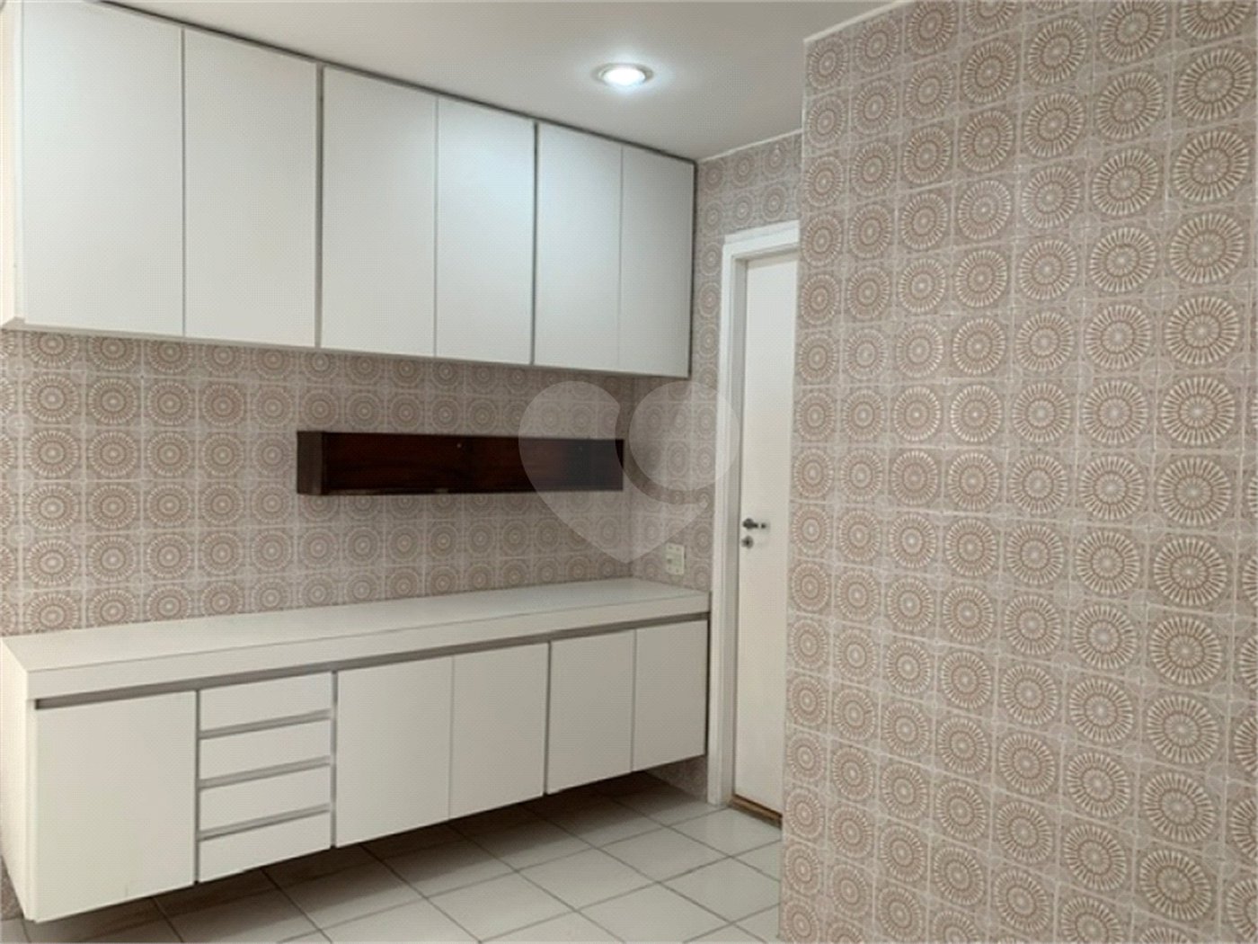Apartamento à venda com 3 quartos, sendo 1 suíte, em Alto da Boa Vista, São Paulo, SP