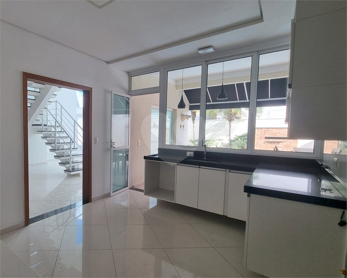 Casa à venda com 4 suítes no condomínio Mont Blanc, Sorocaba - SP