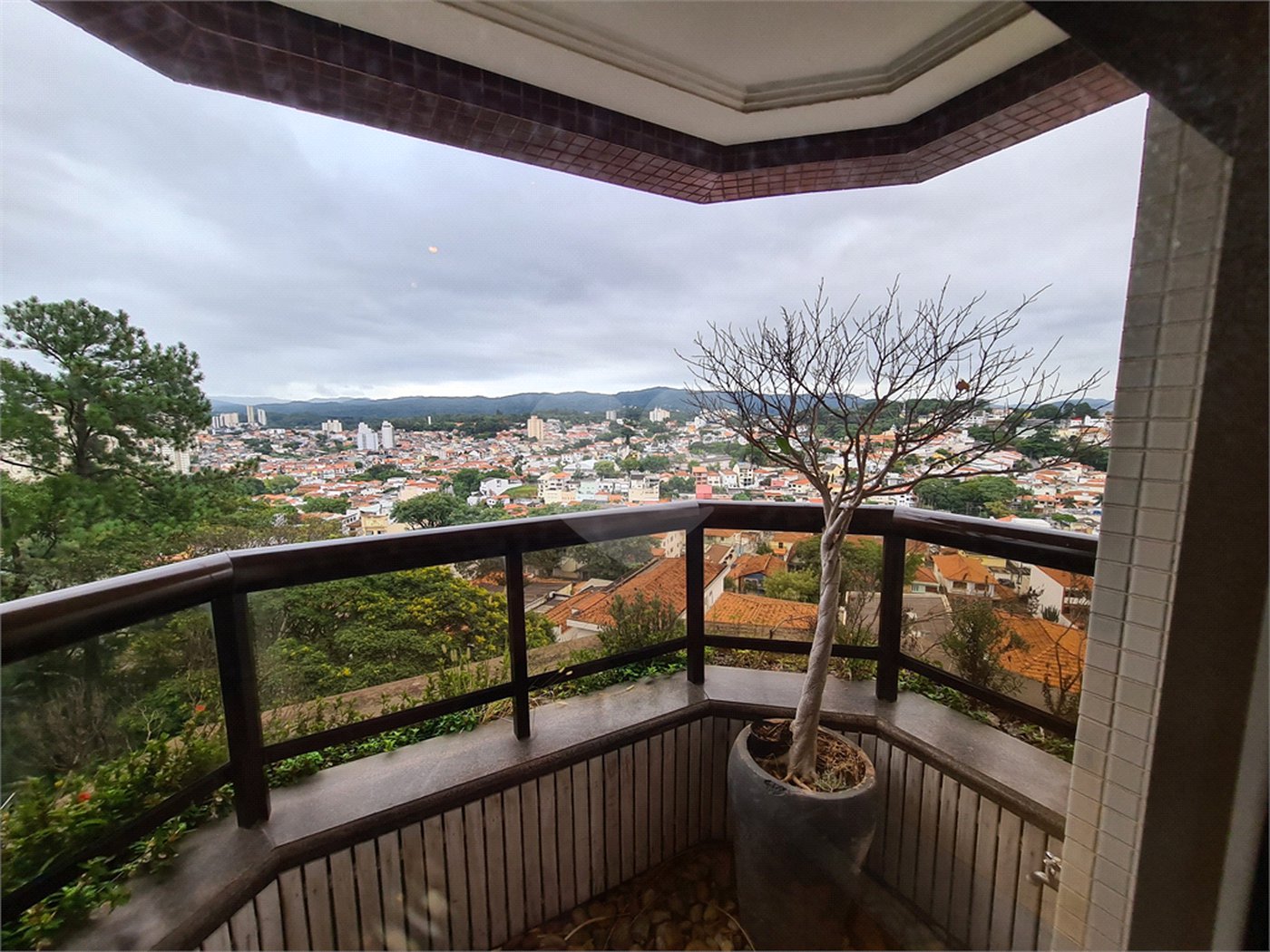 Apartamento à venda com 3 suítes em Água Fria, São Paulo, SP