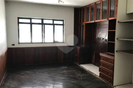 Casa Térrea à venda com 3 quartos, sendo 1 suíte,  em Jardim Peri Peri, São Paulo, SP