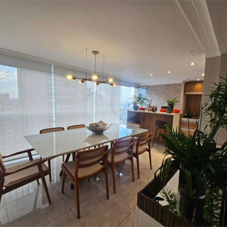 Apartamento à venda com 3 quartos, sendo 1 suíte, em Vila Regente Feijó, São Paulo, SP