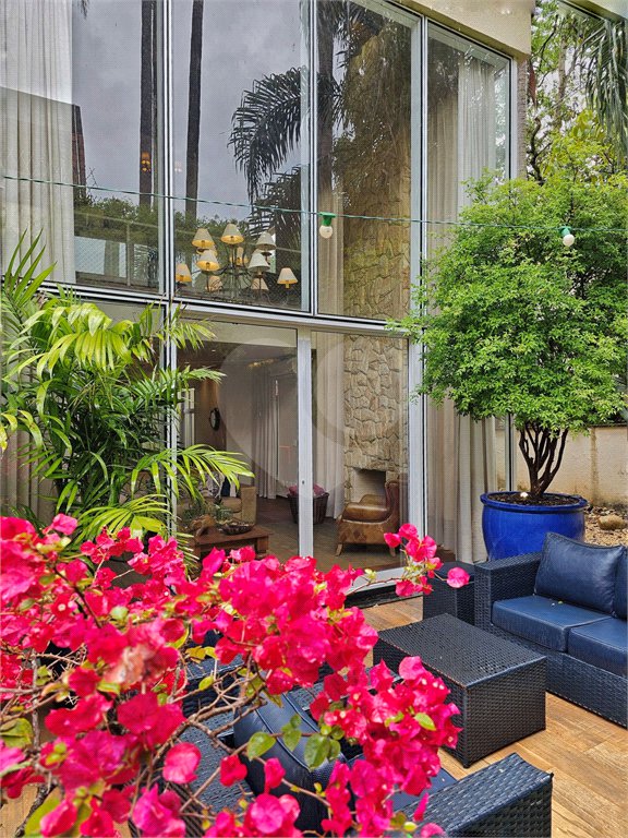 Casa à venda com 4 suítes no condomínio Ville Courchevel, São Paulo - SP