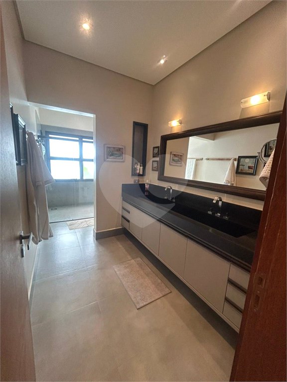 Casa à venda com 3 suítes no condomínio Campo de Toscana, Vinhedo - SP