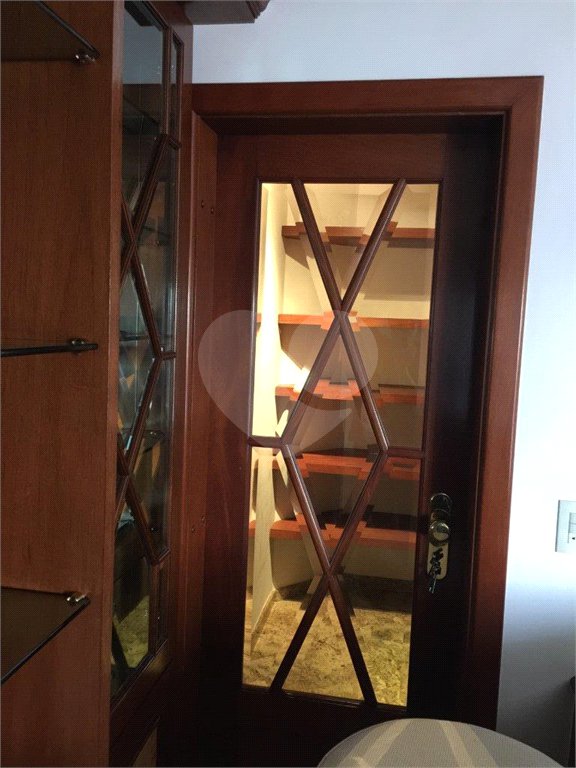 Apartamento à venda com 4 quartos, sendo 3 suítes, em Bosque da Saúde, São Paulo, SP