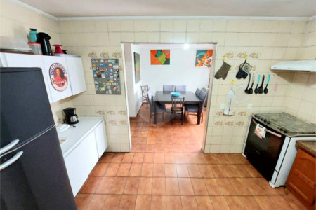 Casa à venda com 6 quartos, sendo 1 suíte,  em Vila Morse, São Paulo, SP