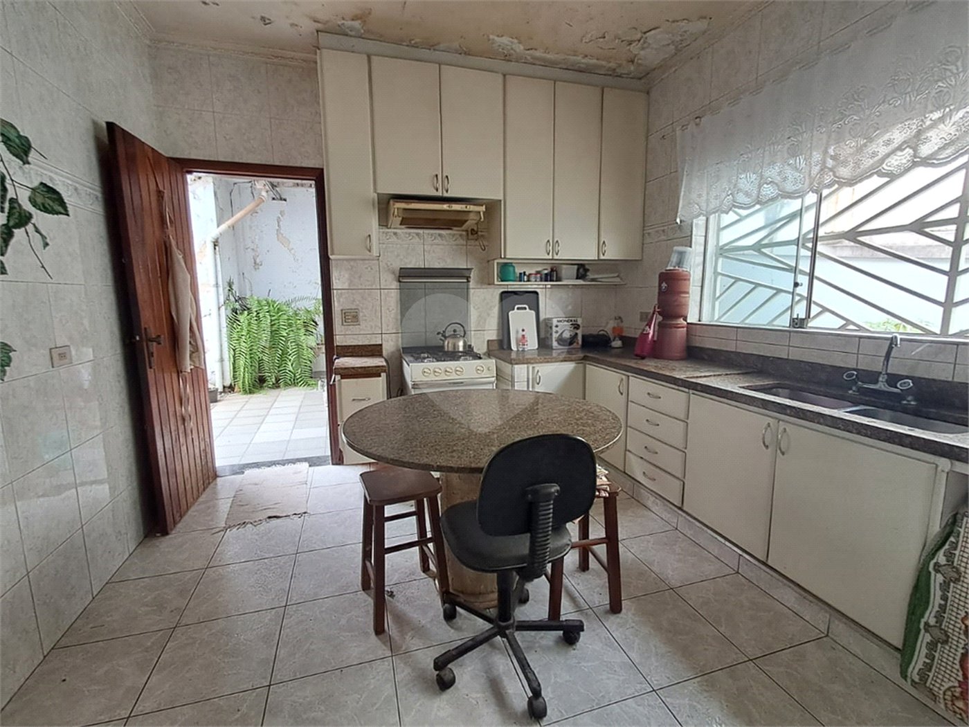 Sobrado à venda com 3 quartos, sendo 1 suíte, em Vila Romana, São Paulo, SP
