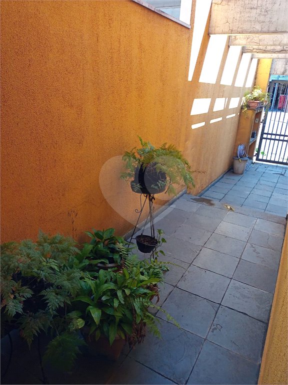 Sobrado à venda com 3 quartos em Jardim Colombo, São Paulo, SP