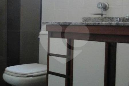 Apartamento à venda com 3 quartos, sendo 1 suíte, em Vila Anglo Brasileira, São Paulo, SP