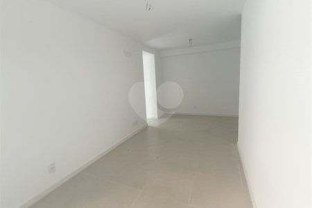 Apartamento à venda com 2 quartos, sendo 1 suíte, em Tijuca, Rio de Janeiro, RJ