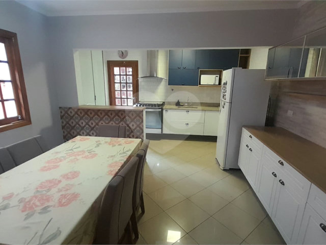 Sobrado à venda com 3 quartos, sendo 1 suíte,  em Jardim Prudência, São Paulo, SP