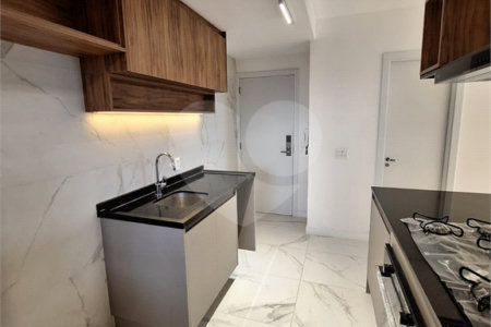 Apartamento à venda com 3 suítes em Sumarezinho, São Paulo, SP