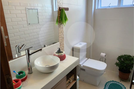 Sobrado à venda com 3 quartos, sendo 1 suíte, em Jardim Nossa Senhora do Carmo, São Paulo, SP