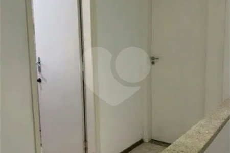 Sobrado à venda com 3 quartos em Jardim Arpoador, São Paulo, SP