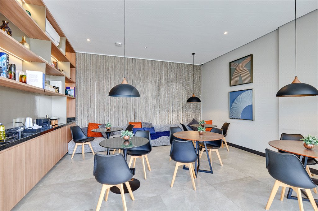 Apartamento à venda com 3 quartos, sendo 2 suítes, em Santo Amaro, São Paulo, SP