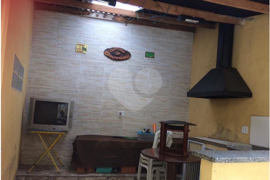 Sobrado à venda com 2 quartos em Tremembé, São Paulo, SP