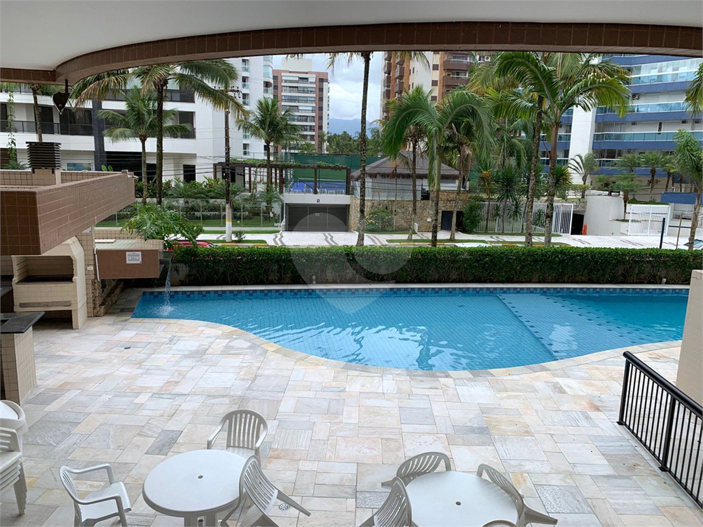 Apartamento à venda com 3 quartos, sendo 2 suítes, em Riviera, Bertioga, SP