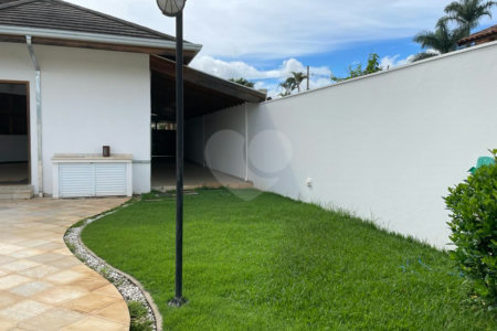 Casa à venda com 4 suítes no condomínio São Joaquim, Vinhedo - SP