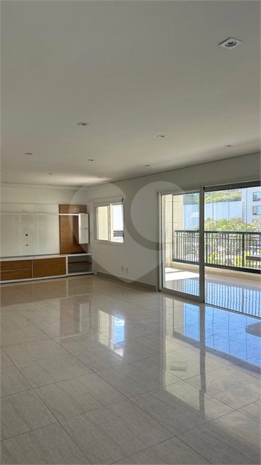 Apartamento para alugar com 3 suítes em Santana, São Paulo, SP