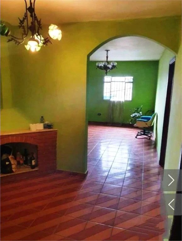 Casa de Vila à venda com 3 quartos em Jardim São Roque, São Paulo, SP