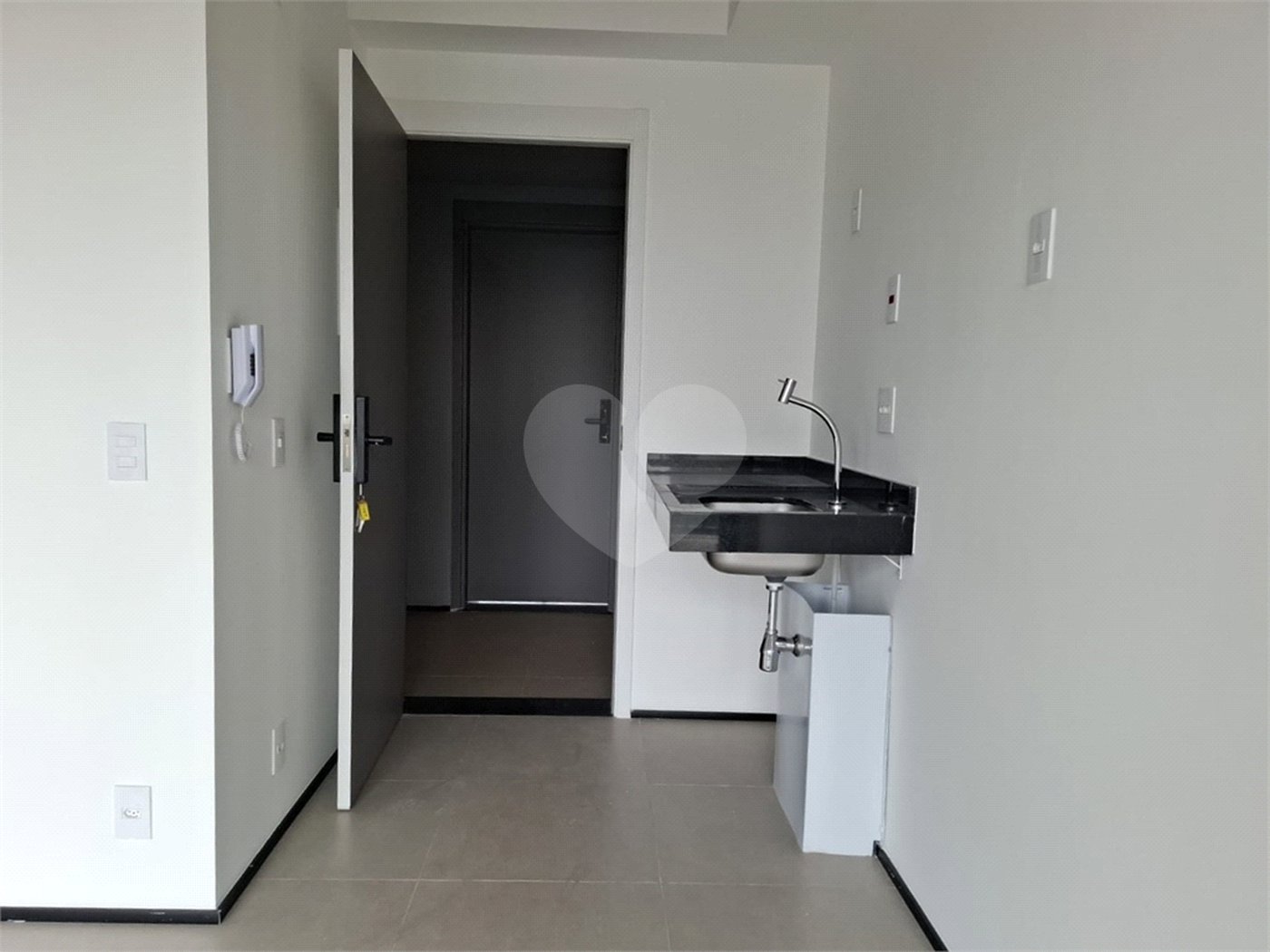 Studio na 24m² Vila Mariana