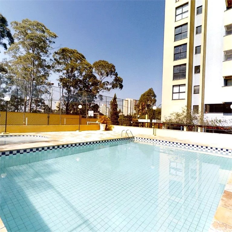 Duplex à venda com 2 quartos, sendo 1 suíte, em Paraíso do Morumbi, São Paulo, SP