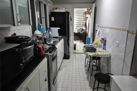 Sobrado à venda com 3 quartos, sendo 1 suíte, em Indianópolis, São Paulo, SP