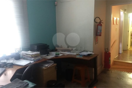 Sobrado à venda com 3 quartos, sendo 1 suíte, em Alto da Boa Vista, São Paulo, SP