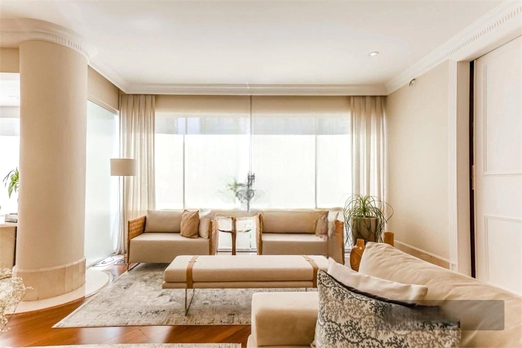 Apartamento à venda com 4 suítes em Jardim Fonte do Morumbi, São Paulo, SP