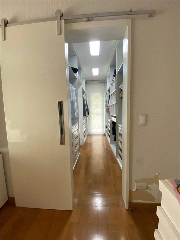 Casa à venda com 3 suítes no condomínio Parque Itatiaia, Mairiporã - SP