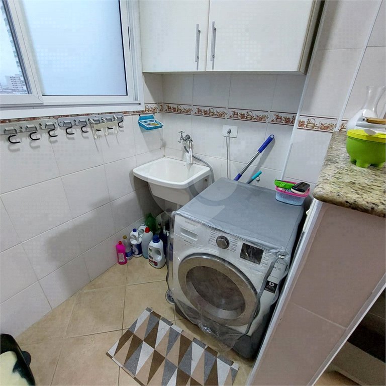 Apartamento à venda com 2 quartos, sendo 1 suíte,  em Vera Cruz, Mongaguá, SP